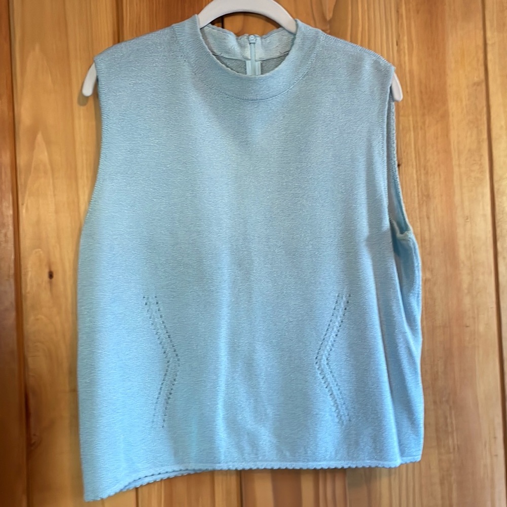 St. John Knit Shell Tank